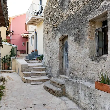 Ioulia's Agios Markos